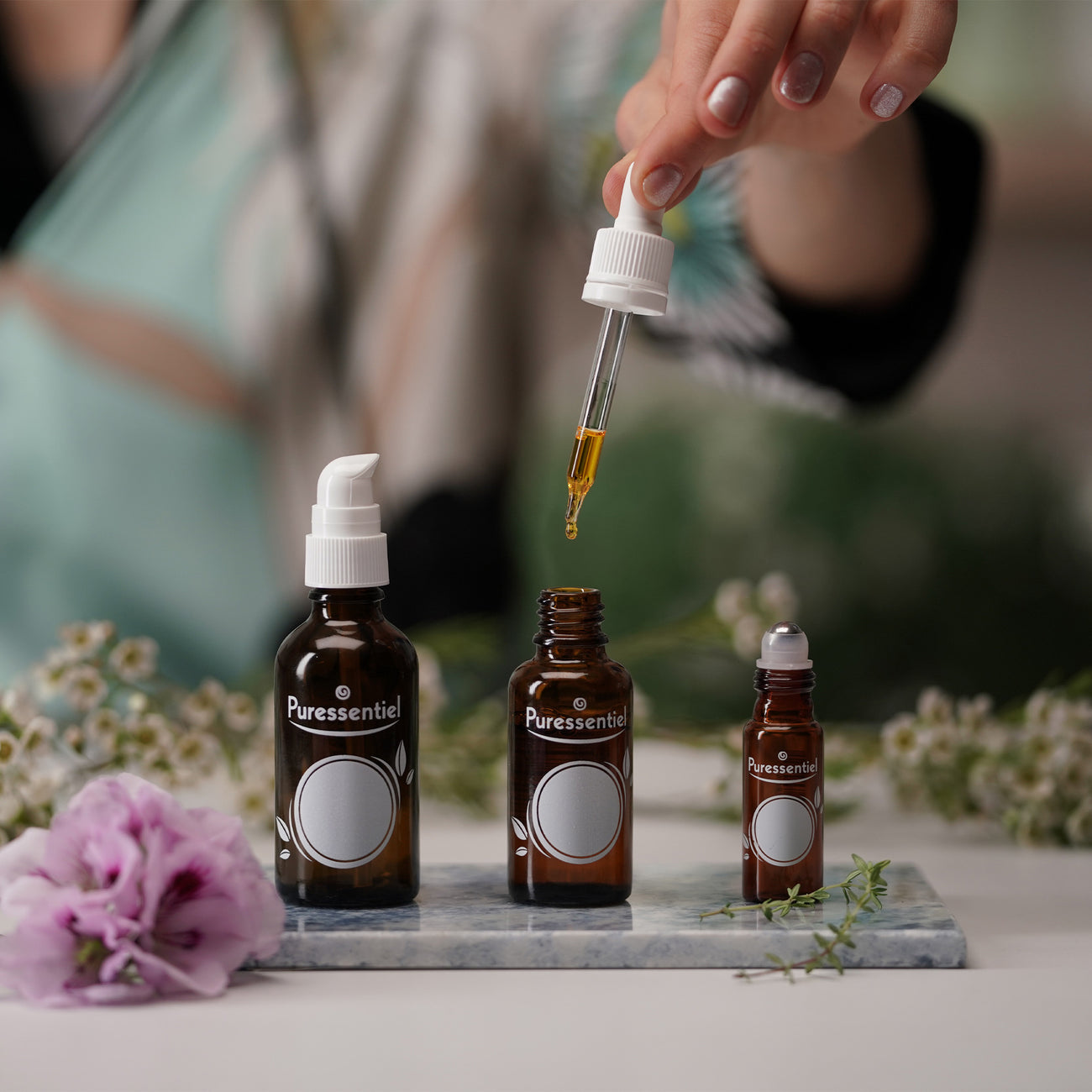 Leere Flasche 30 ml mit Pipette